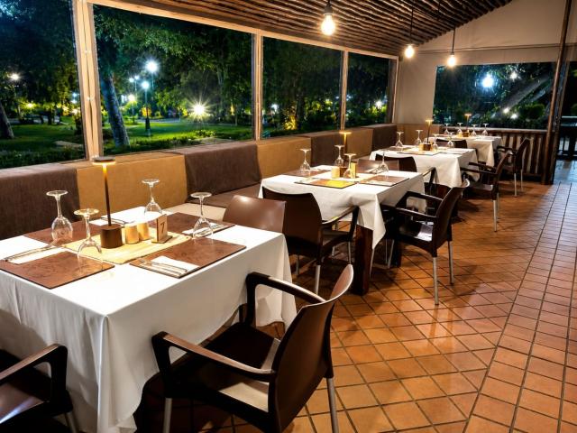 The Buck & Lion Restaurant